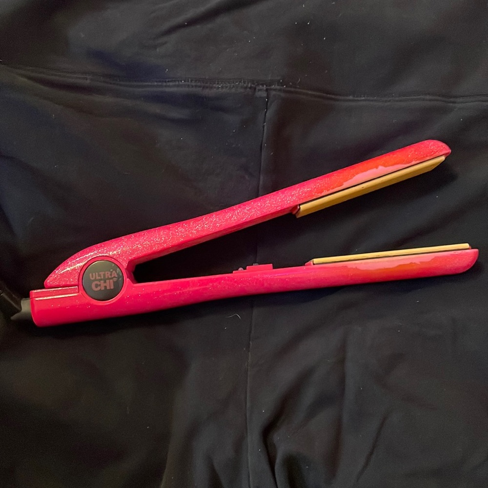 sparkly pink ultra chi flat iron